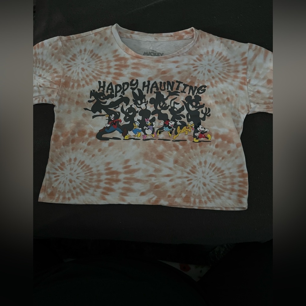 Size 7/8 Disney tie dye Happy Haunting tee